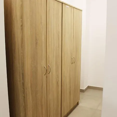 Apartment Amber Work *